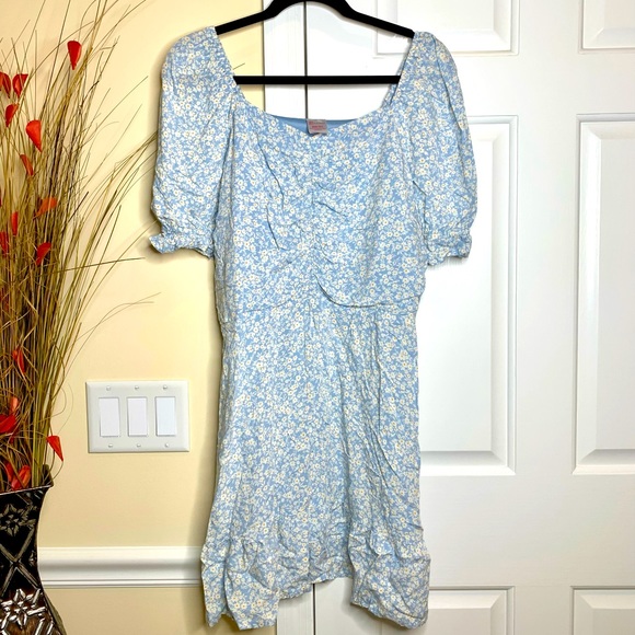 No boundaries XXXL juniors floral dress with side zipper - Picture 2 of 7